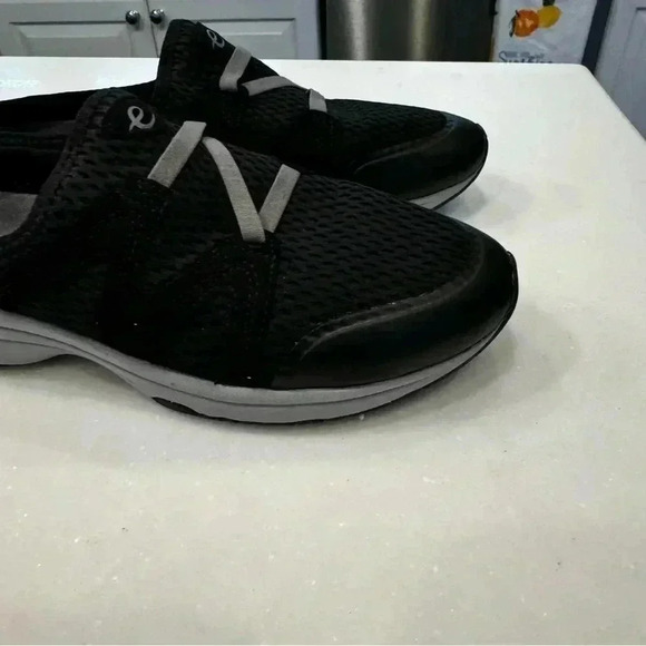 NEW Easy Spirit x Denise Austin Tiptoe Clog Sneaker Black Size 8.5 W - Picture 3 of 9